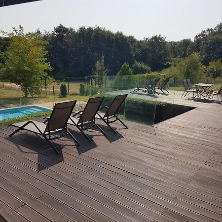 Zlaten Briz * Osenovo